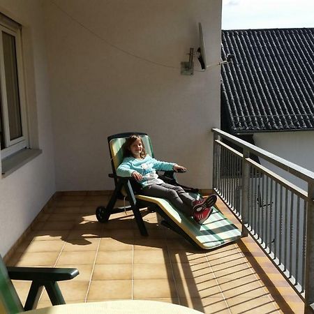 Appartement Am Kirbach à Waldsolms Extérieur photo