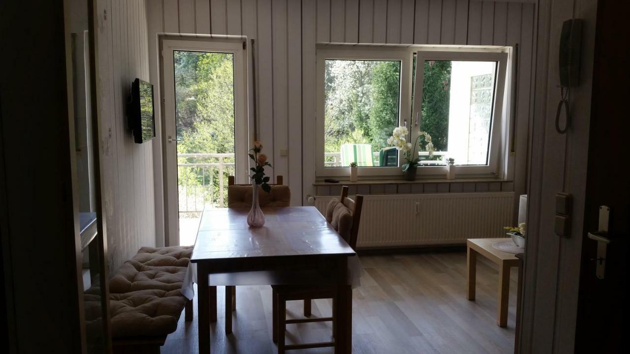 Appartement Am Kirbach à Waldsolms Extérieur photo